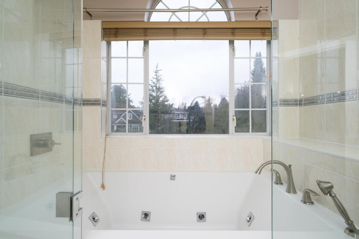 Spacious 4Br W Ensuites Mins To Downtown Yvr Ubc Vancouver Eksteriør billede