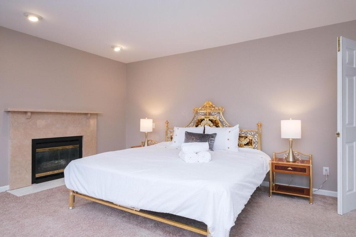 Spacious 4Br W Ensuites Mins To Downtown Yvr Ubc Vancouver Eksteriør billede