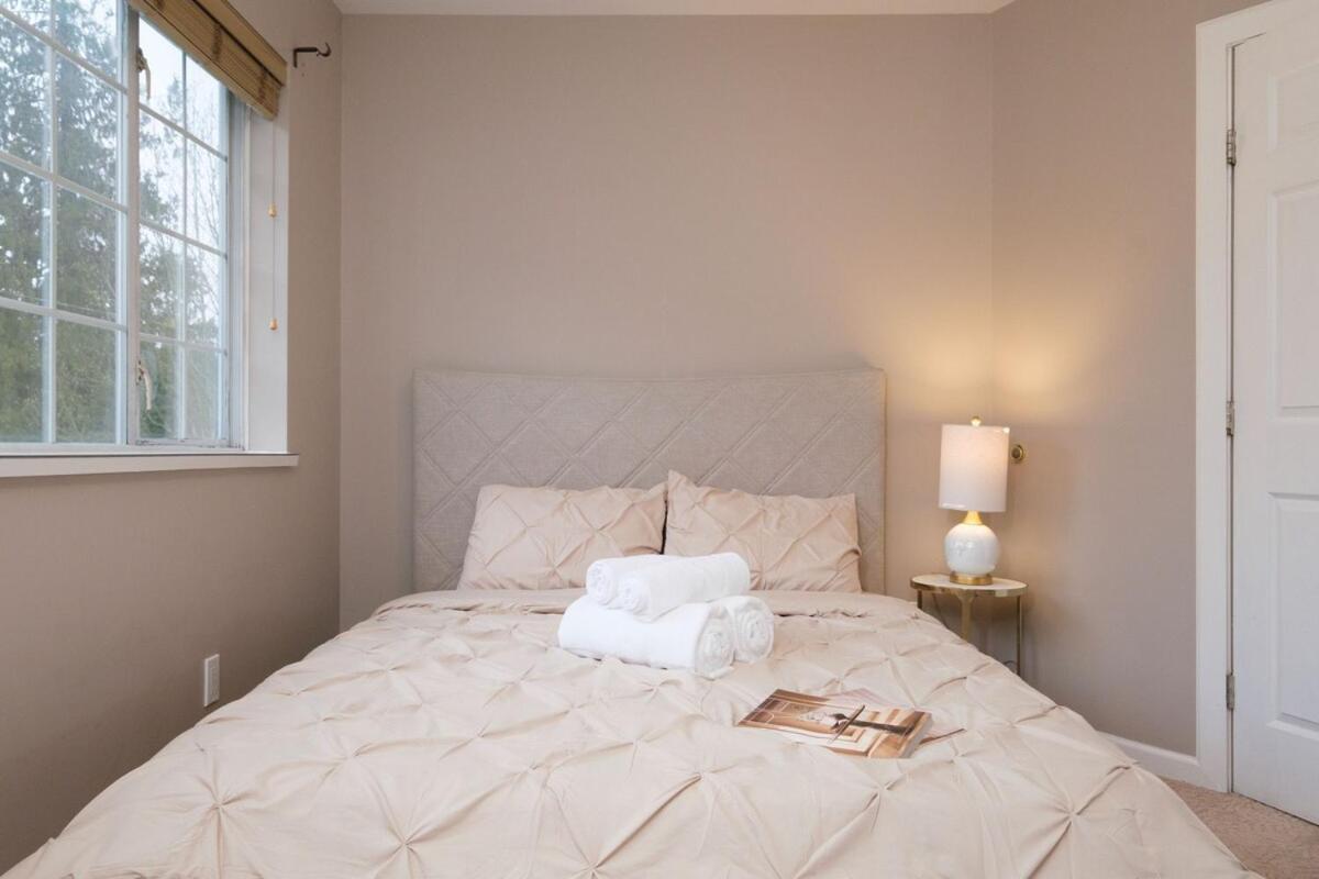 Spacious 4Br W Ensuites Mins To Downtown Yvr Ubc Vancouver Eksteriør billede
